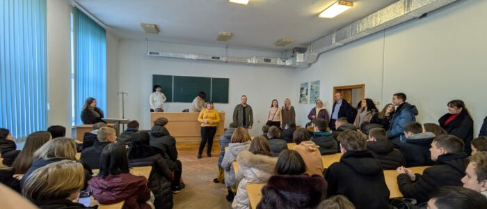 PXL_20250208_075313780